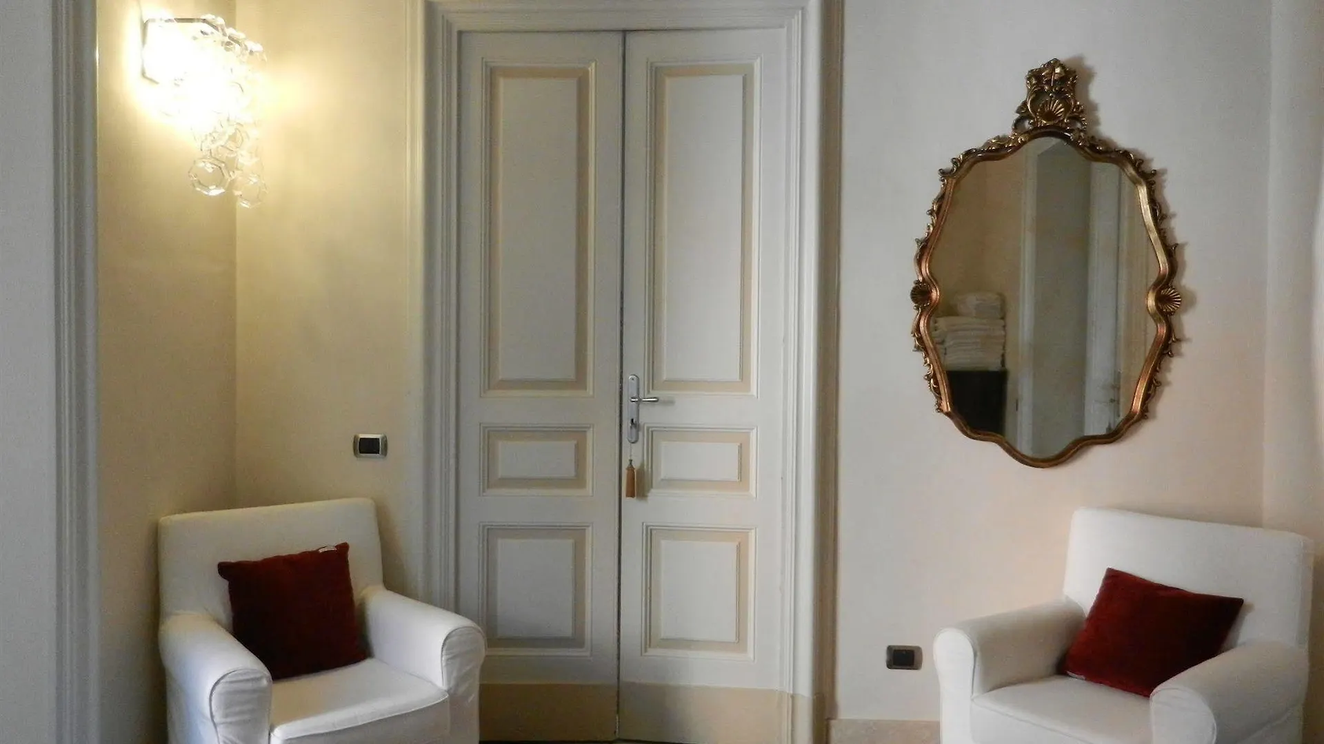 Rossocorallo B&B Катания 3*,